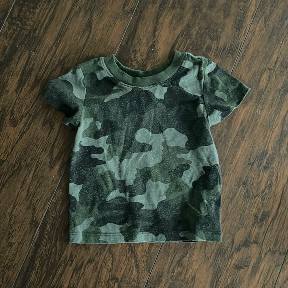 Cat and Jack Camo T shirt size 12months